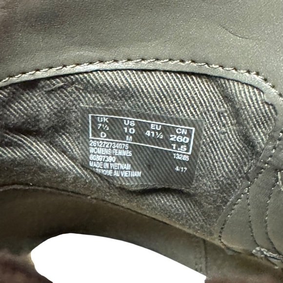 Clarks Womens Spiced River Ankle Boots Booties Gray Suede Mid High Zip Strap 10 - Picture 8 of 8